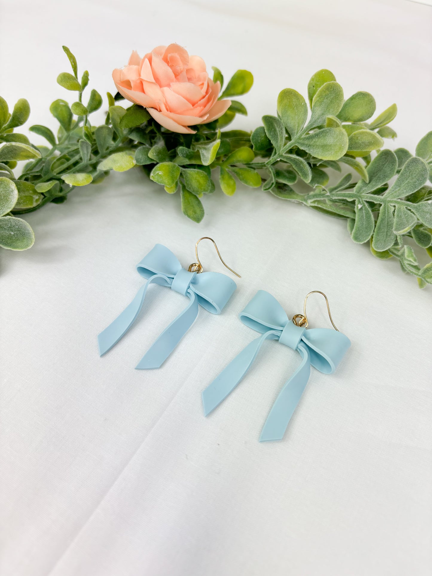 Baby blue bow dangles