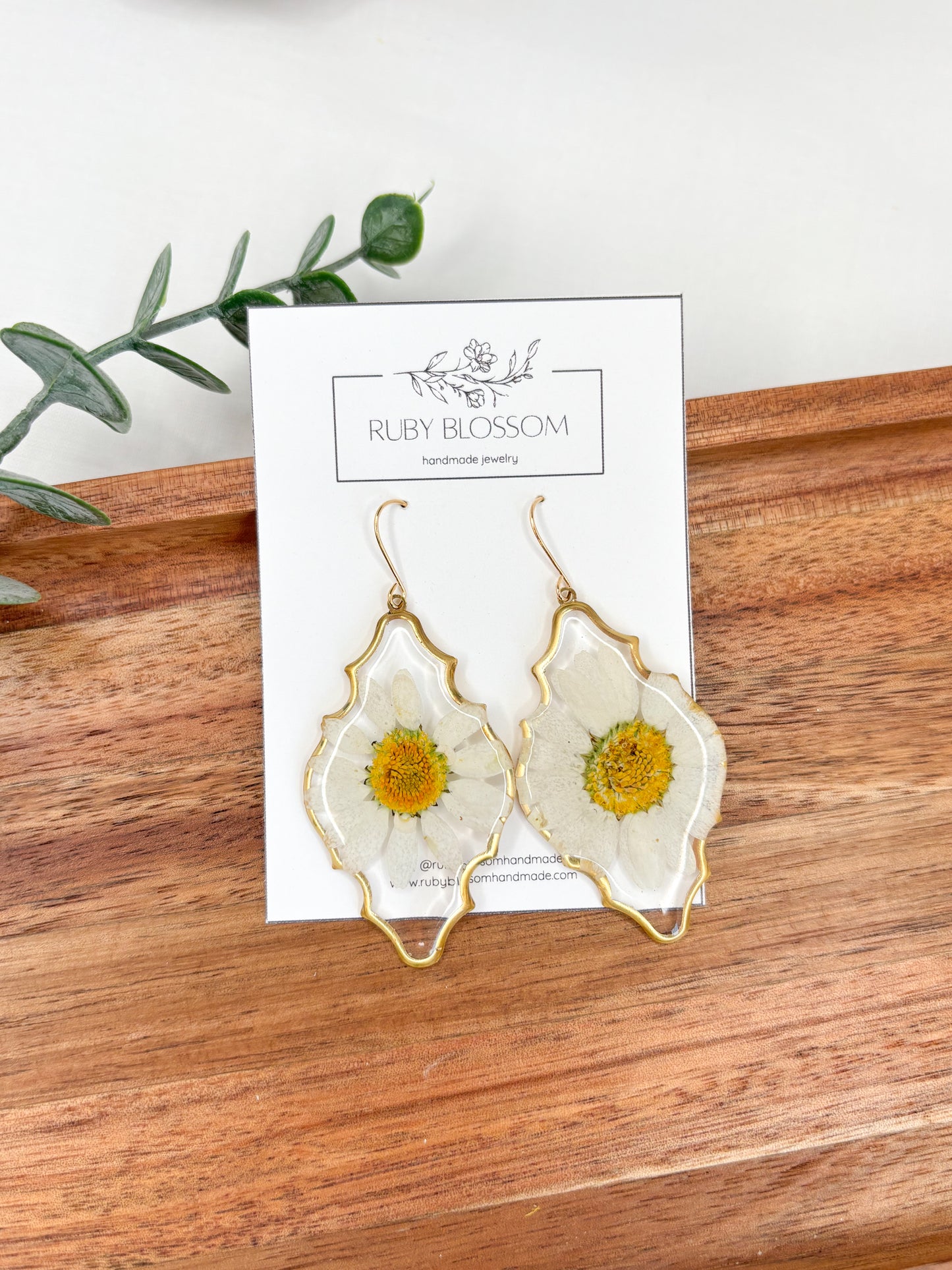 White Daisy Dangles