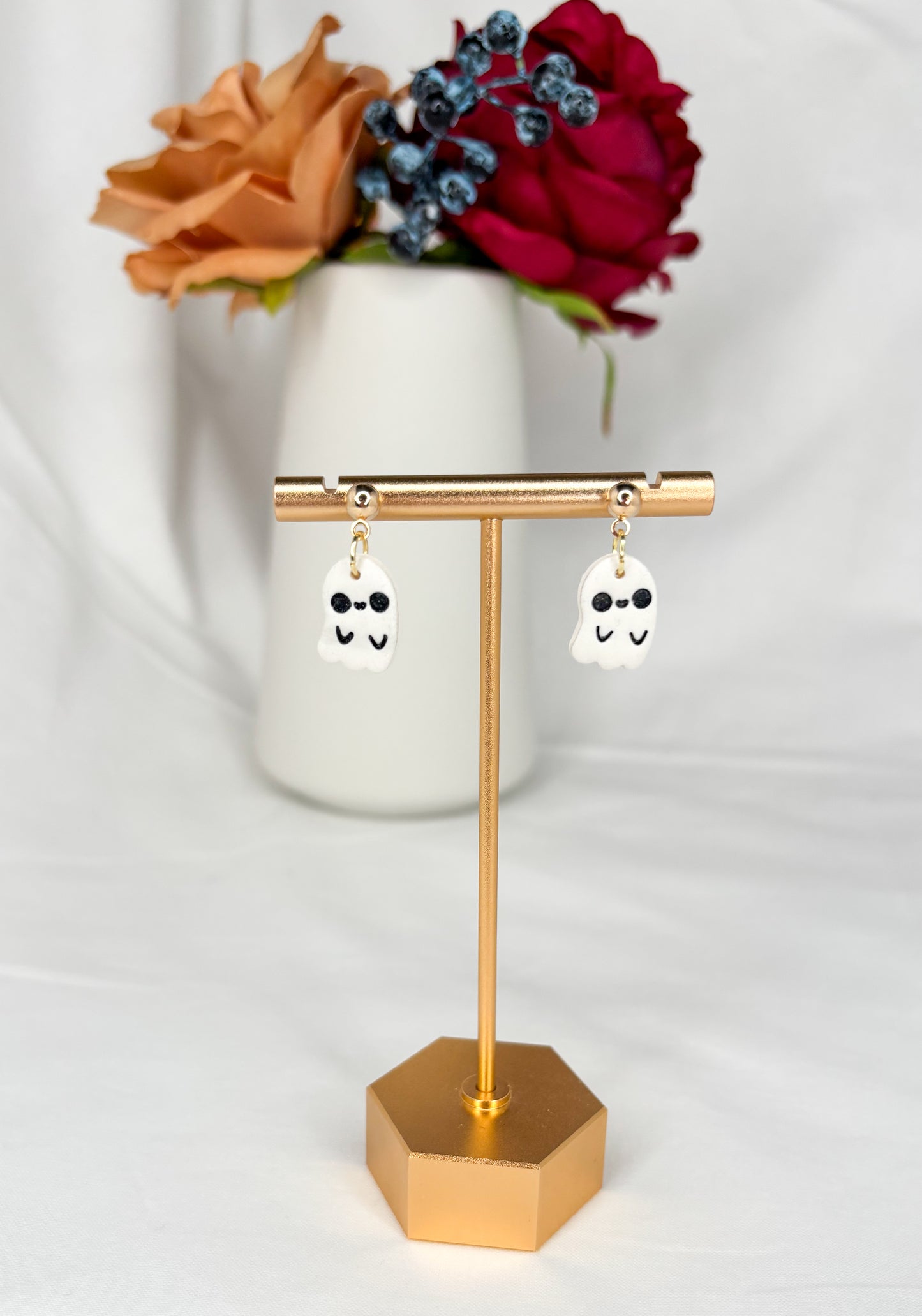 Charming ghosts (Stud or Dangle)