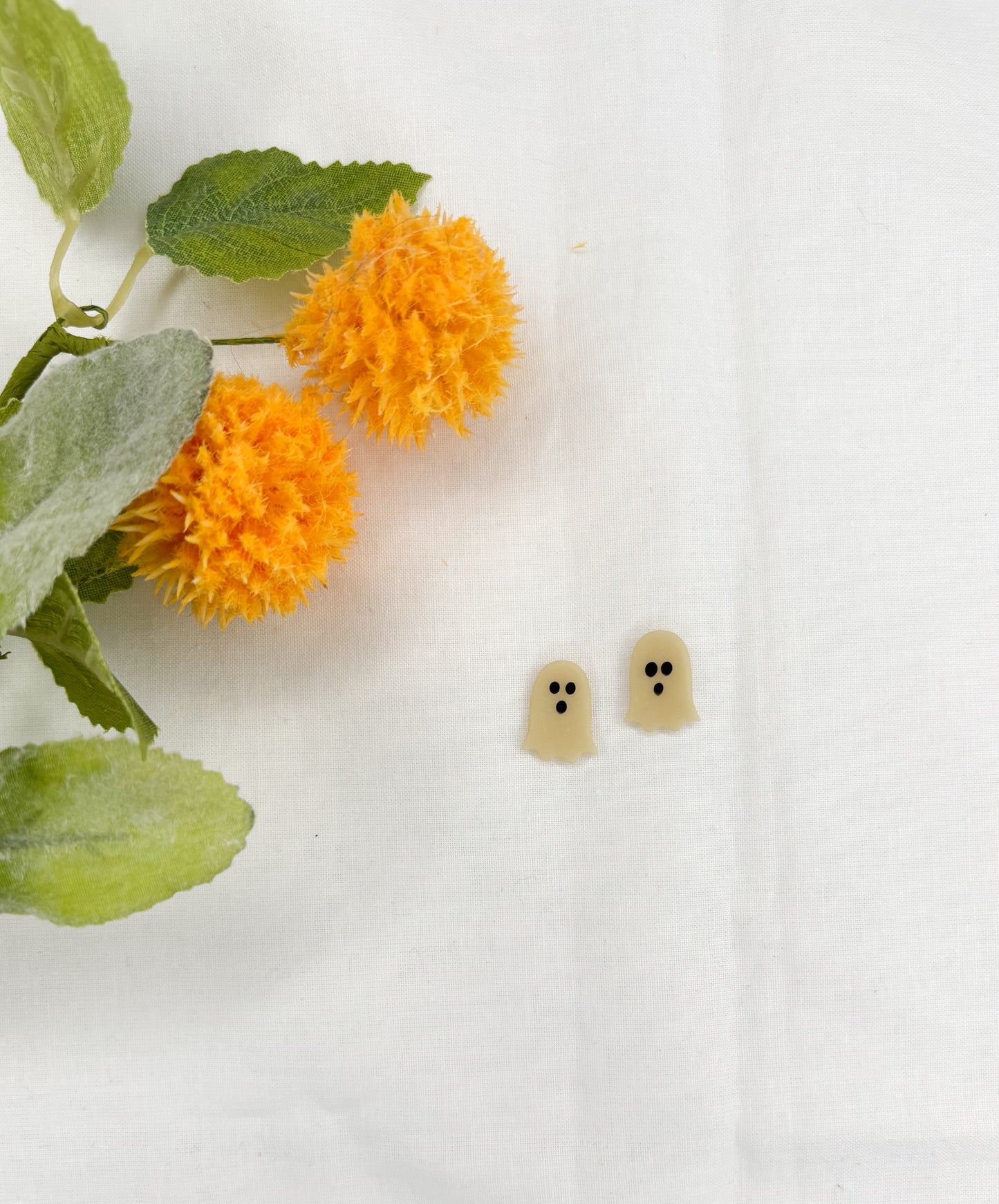 Glowing Spooky Ghosts (Stud or Dangle)